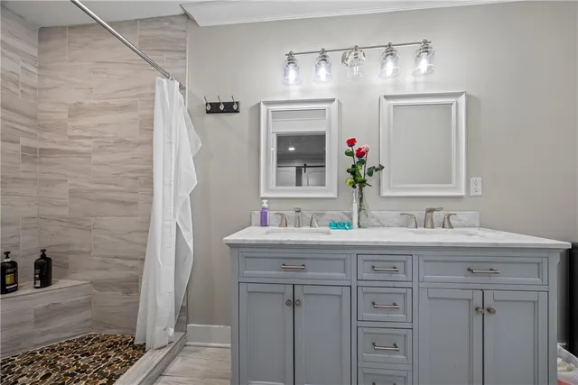 $359,900 | 318 South Pine Street, Walhalla, SC 29691