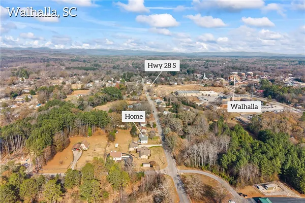 $349,900 | 318 South Pine Street, Walhalla, SC 29691