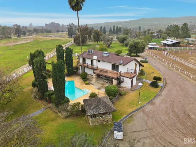 $689,000 | Undisclosed Address, Bakersfield, CA 93308