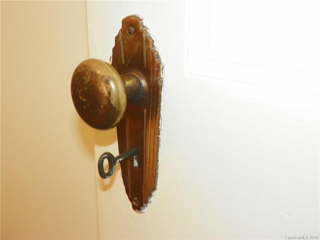 754 Jupiter Road Weaverville, NC 28787 - Photo 13 of 34 Gallery Image 13