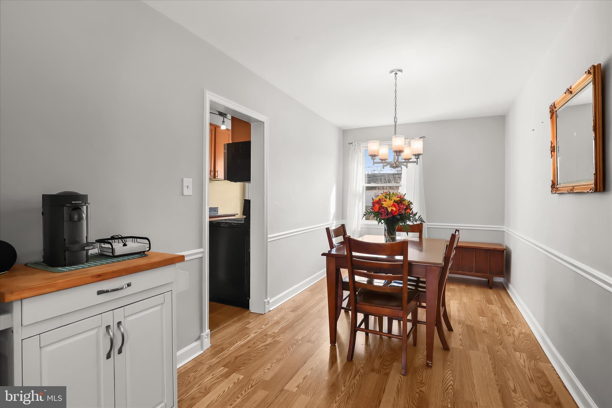 1207 Brewster Street Halethorpe, MD 21227 - Photo 9 of 34 a dining room with furniture and window
