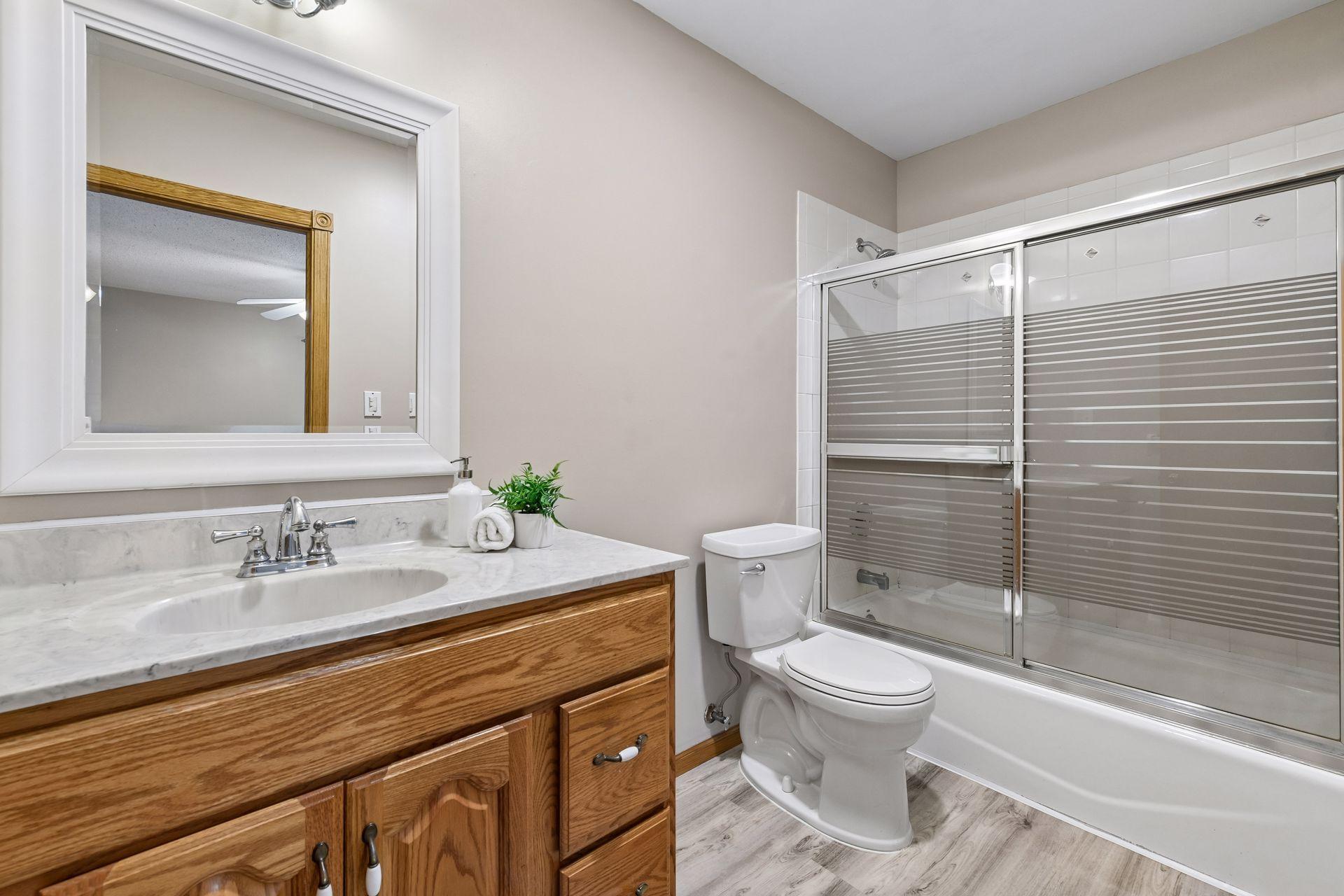 18503 Hanus Road Minnetonka, MN 55345 - Photo 12 of 38 Gallery Image 12