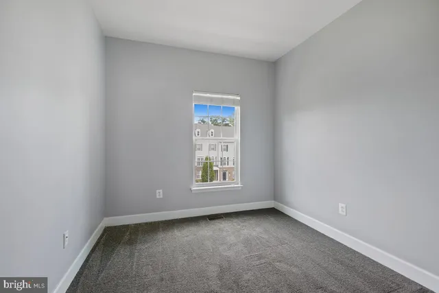 $3,040 | 505 Jurgensen Place, Hyattsville, MD 20785