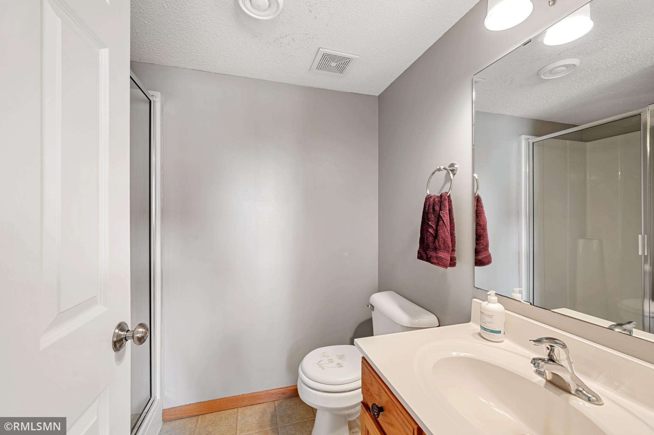 1756 Riverside Drive Shakopee, MN 55379 - Photo 16 of 25