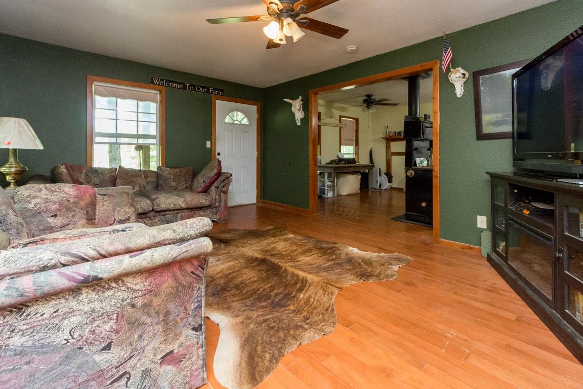 698 Edenway Road Dover, TN 37058 - Photo 6 of 27 Gallery Image 6