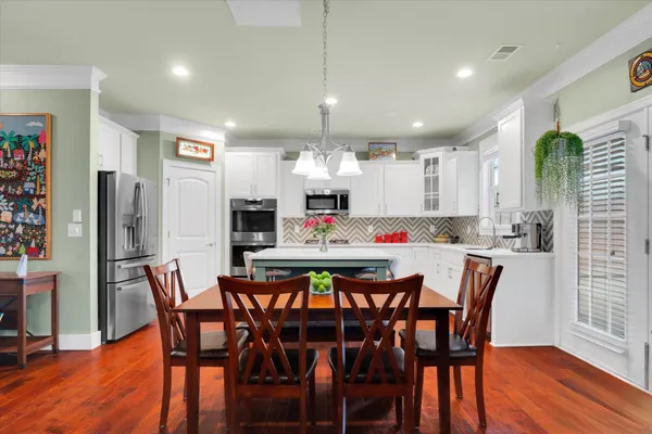 $569,900 | 54 Wood Hollow Circle, Greer, SC 29650
