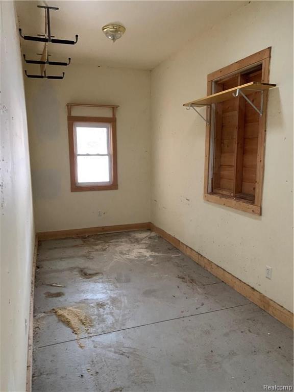 2563 Weaverton Rochester Hills, MI 48307 - Photo 7 of 10