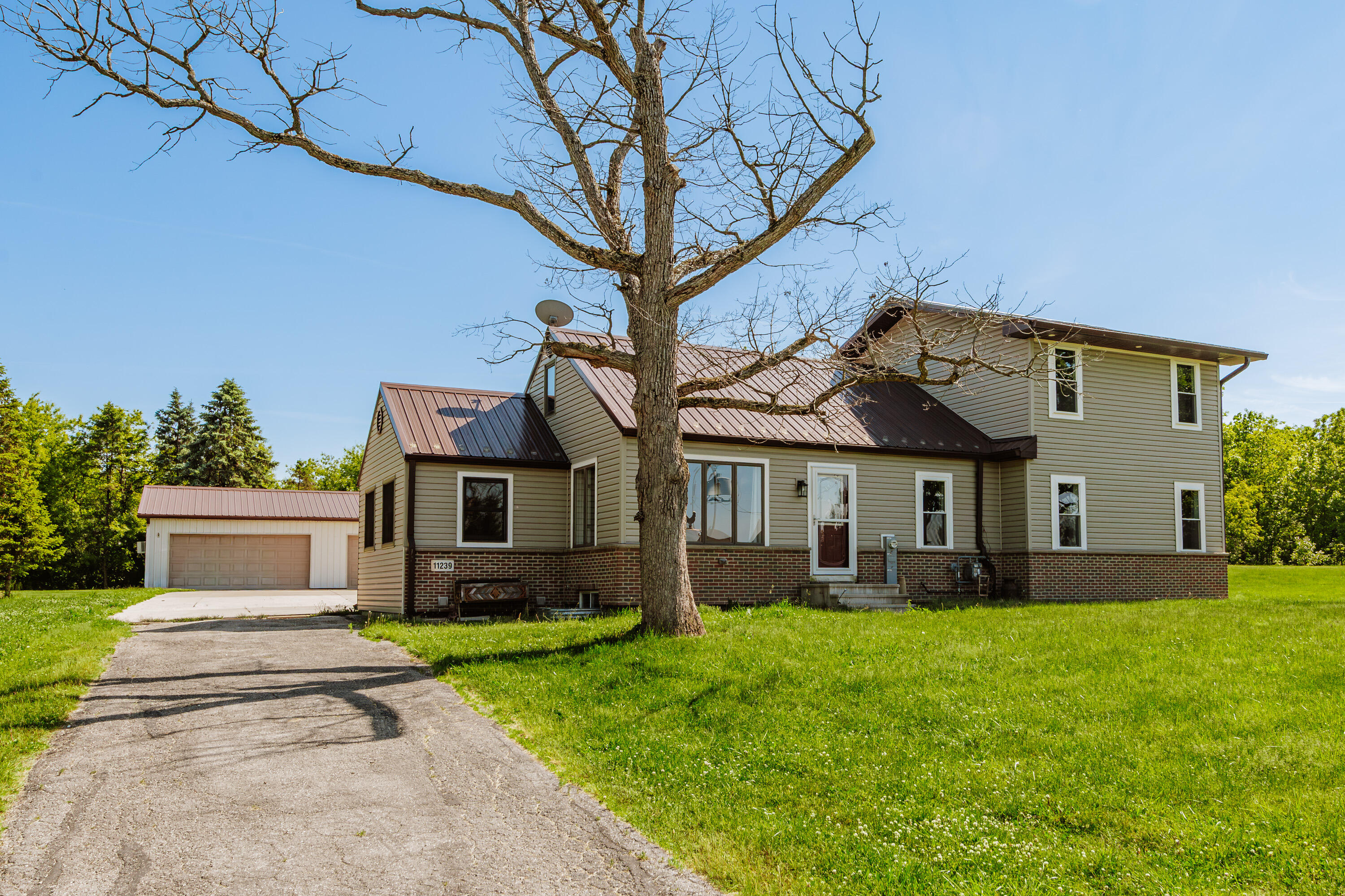 11239 West 5 Mile Road Raymond, WI 53126 - Photo 45 of 51 Your own country oasis!