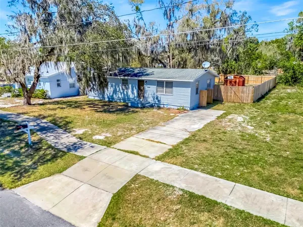 $170,000 | 1009 East Hazzard Avenue, Eustis, FL 32726