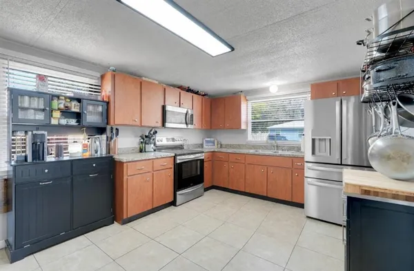 $170,000 | 1009 East Hazzard Avenue, Eustis, FL 32726