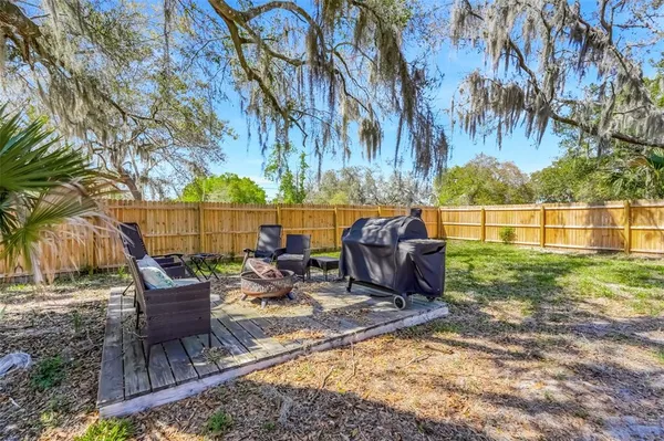 $170,000 | 1009 East Hazzard Avenue, Eustis, FL 32726