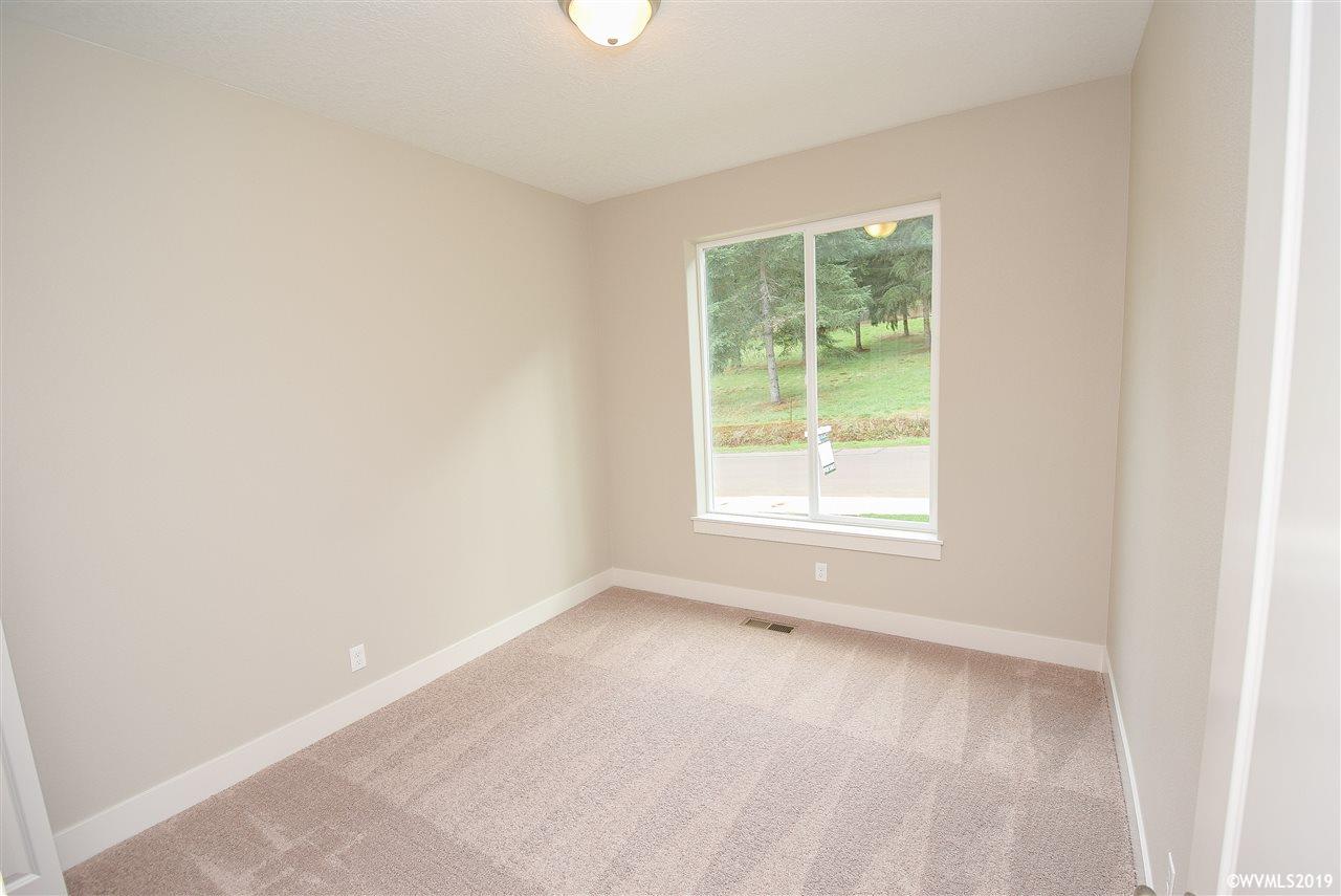 2065 Davis Road South Salem, OR 97306 - Photo 12 of 18