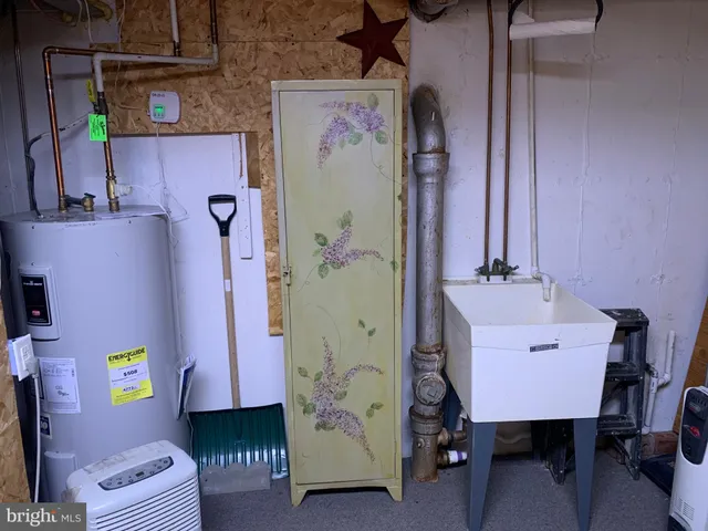 $225,000 | 5200 Hilltop Drive, Unit S8, Brookhaven, PA 19015