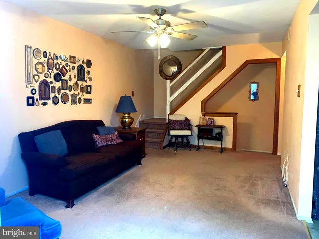 $225,000 | 5200 Hilltop Drive, Unit S8, Brookhaven, PA 19015