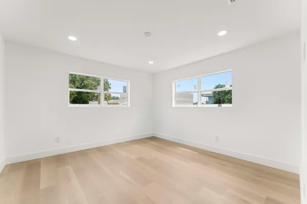 $3,500 | 111 West 35th Street, Riviera Beach, FL 33404