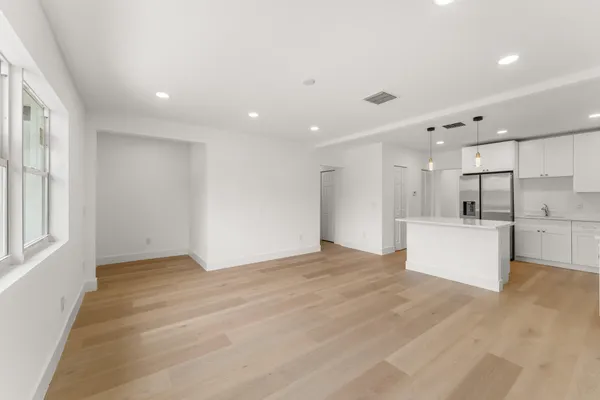 $3,500 | 111 West 35th Street, Riviera Beach, FL 33404