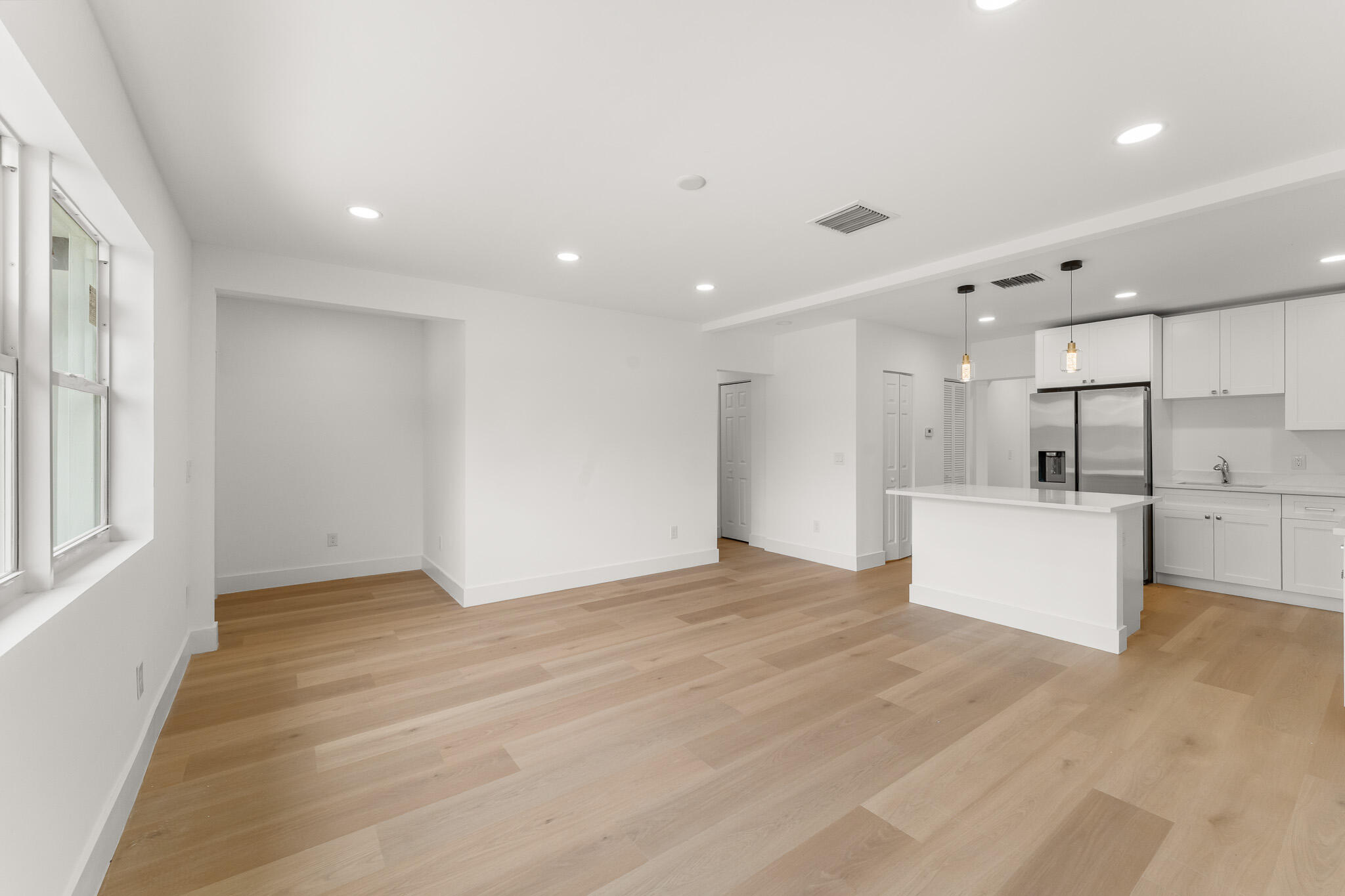 111 West 35th Street Riviera Beach, FL 33404 - Photo 5 of 23 File.5