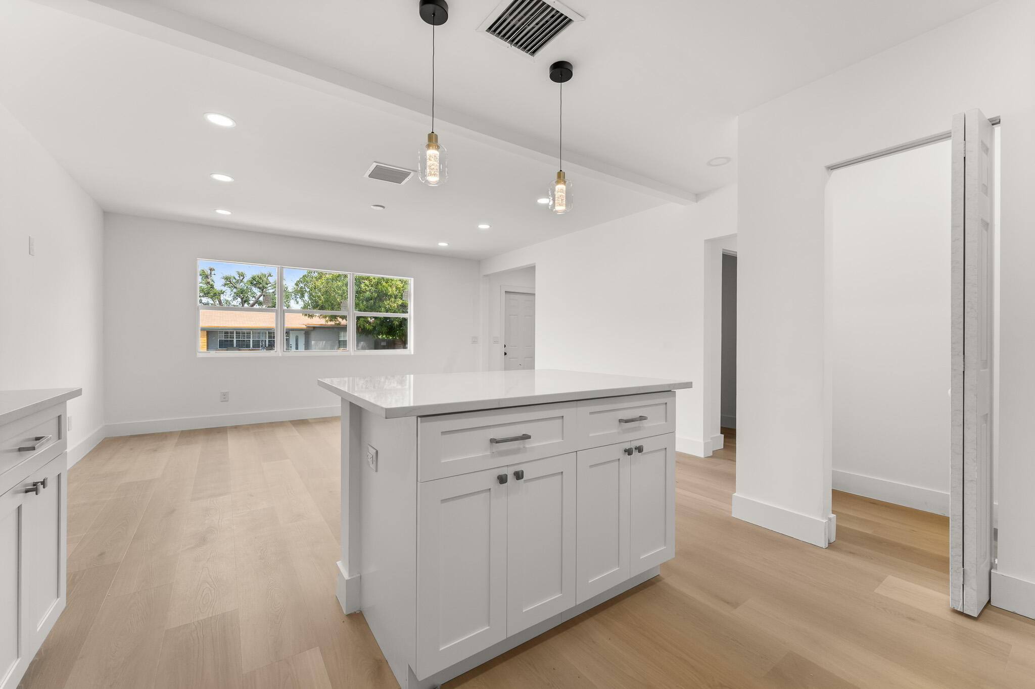 111 West 35th Street Riviera Beach, FL 33404 - Photo 6 of 23 File.11