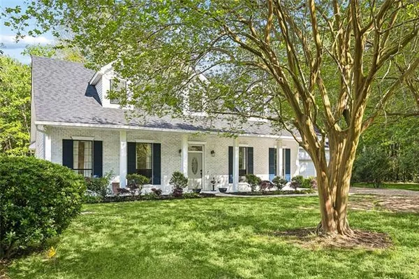 $529,000 | 105 Westwood Drive, Mandeville, LA 70471