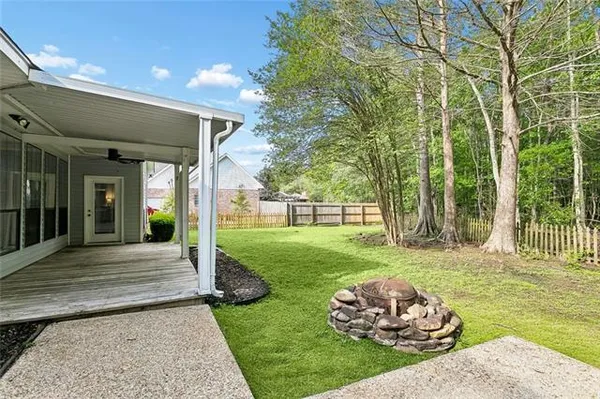 $529,000 | 105 Westwood Drive, Mandeville, LA 70471