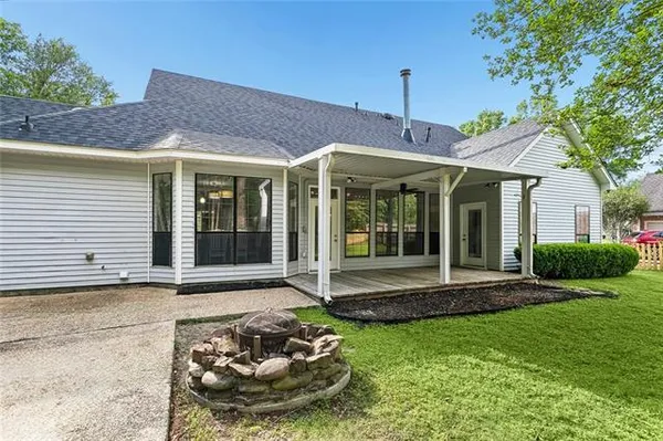 $529,000 | 105 Westwood Drive, Mandeville, LA 70471