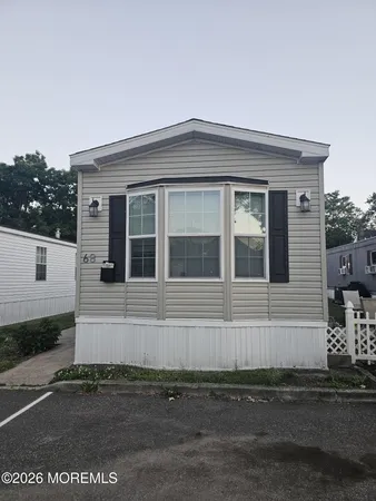 $104,999 | 68 Alex Court, Hazlet, NJ 07730