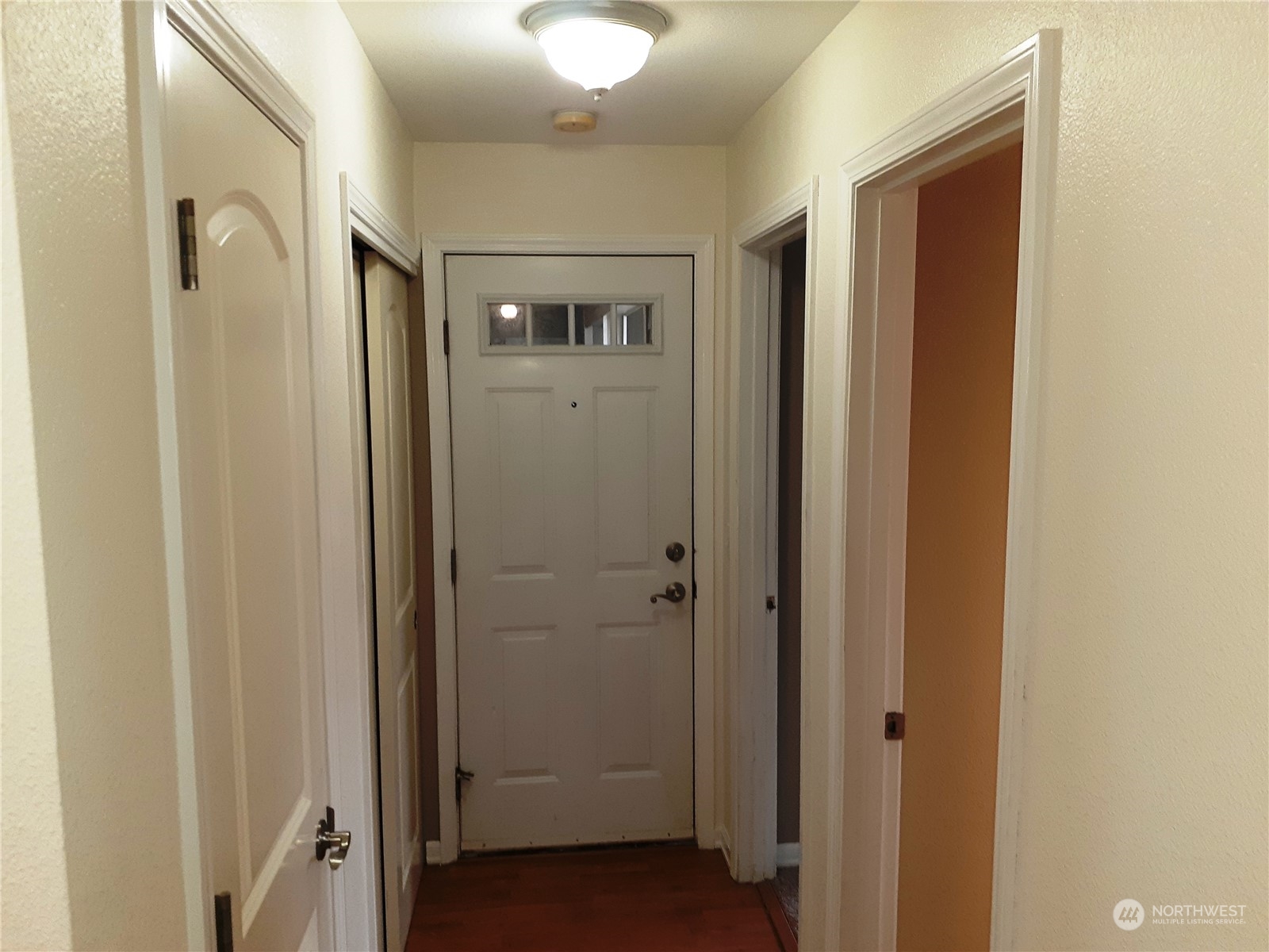 7813 218th Street Southwest, Unit 52 Edmonds, WA 98026 - Photo 2 of 15 Gallery Image 2