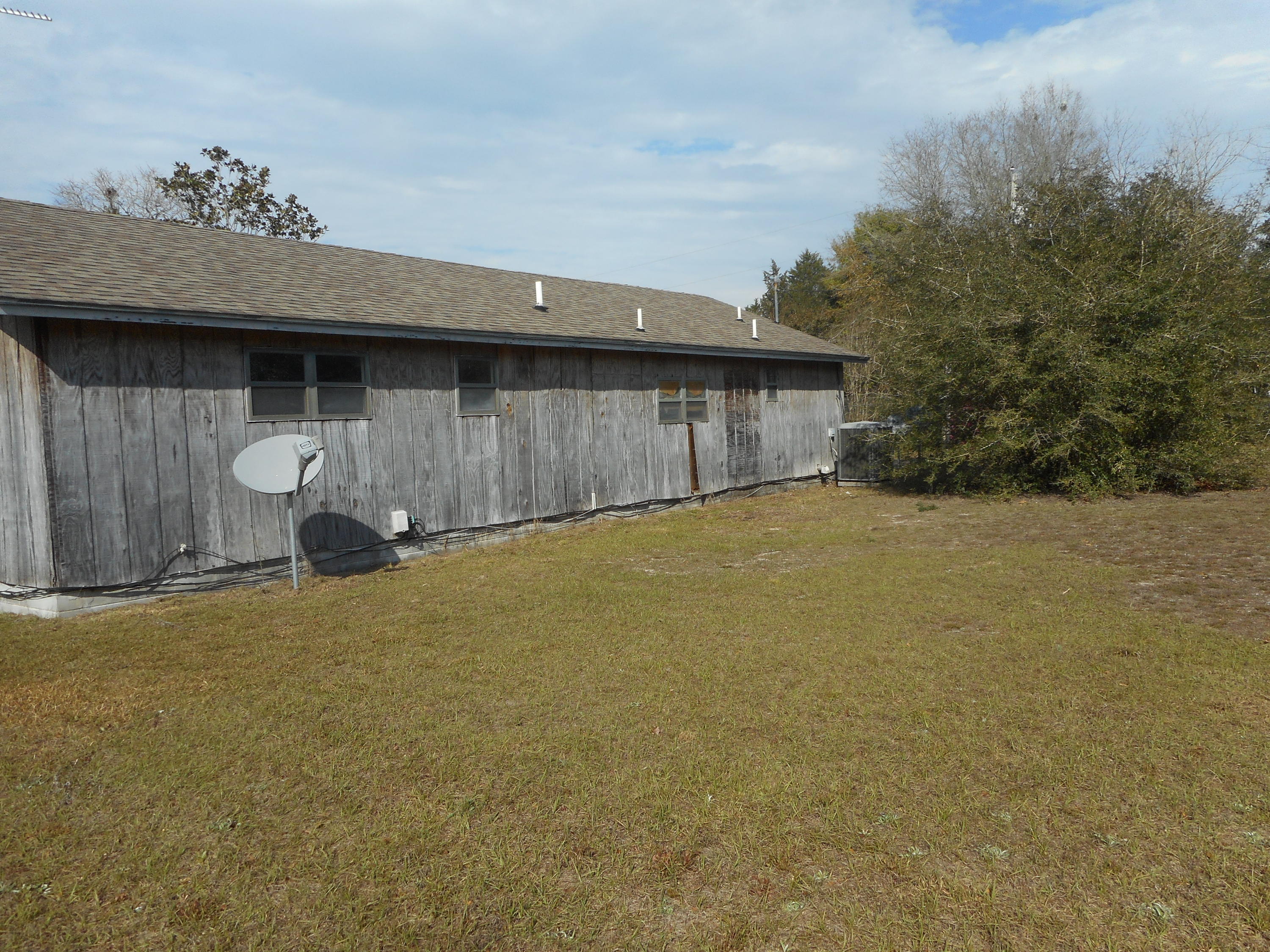 769 Martin Road DeFuniak Springs, FL 32433 - Photo 7 of 19 DSCN8433