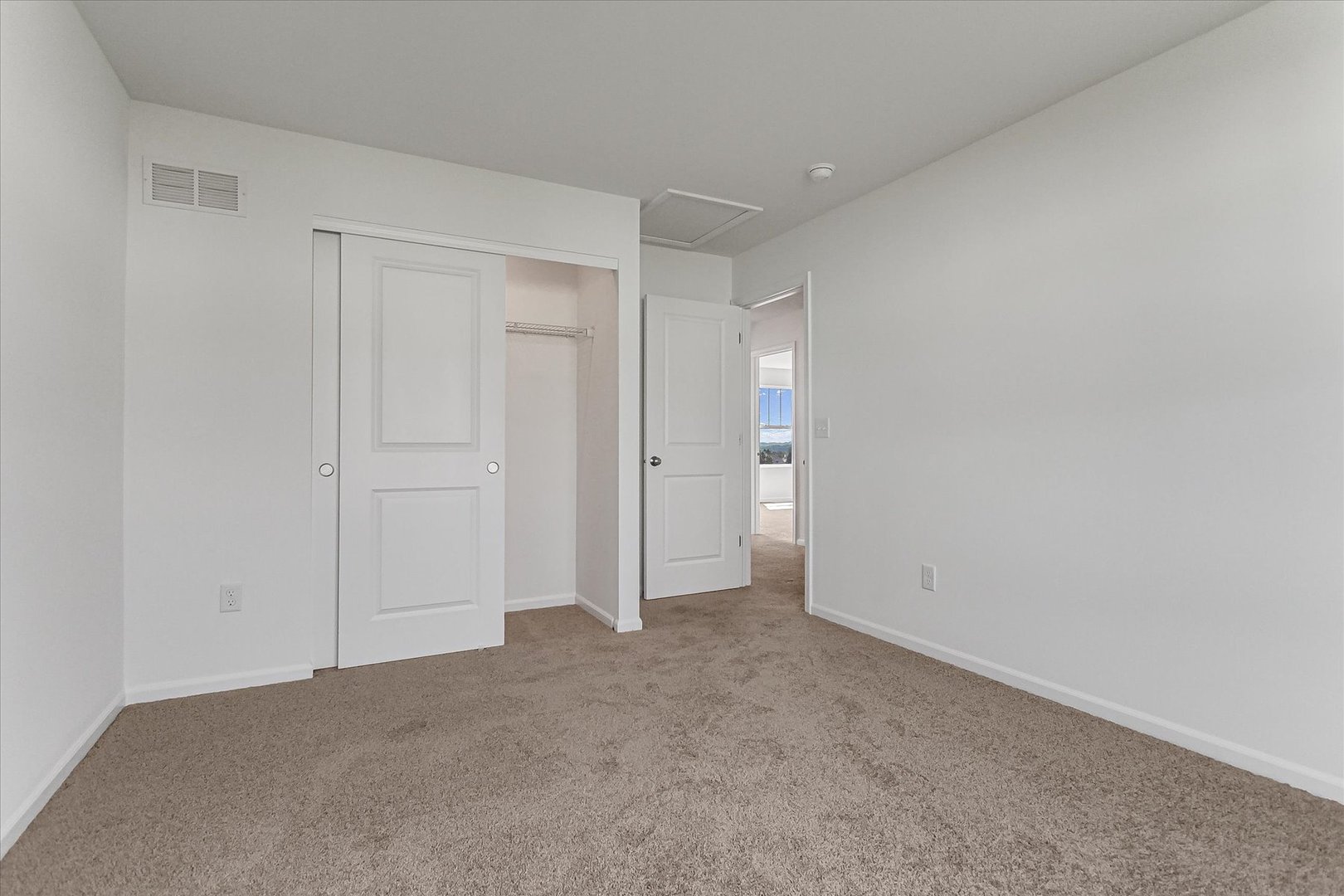 620 Endicott Road South Elgin, IL 60177 - Photo 24 of 30 a view of an empty room and closet area