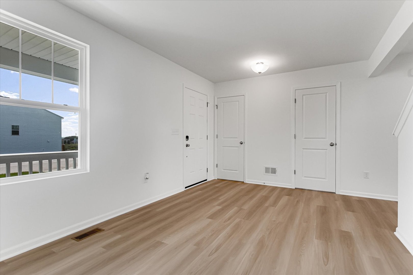 620 Endicott Road South Elgin, IL 60177 - Photo 5 of 30 a view of empty room with wooden floor