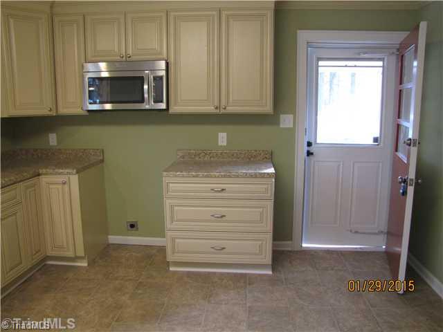 2000 Pope Road Winston-Salem, NC 27127 - Photo 4 of 14 Kitchen. Stainless Steel built-in microwave and dishwasher.