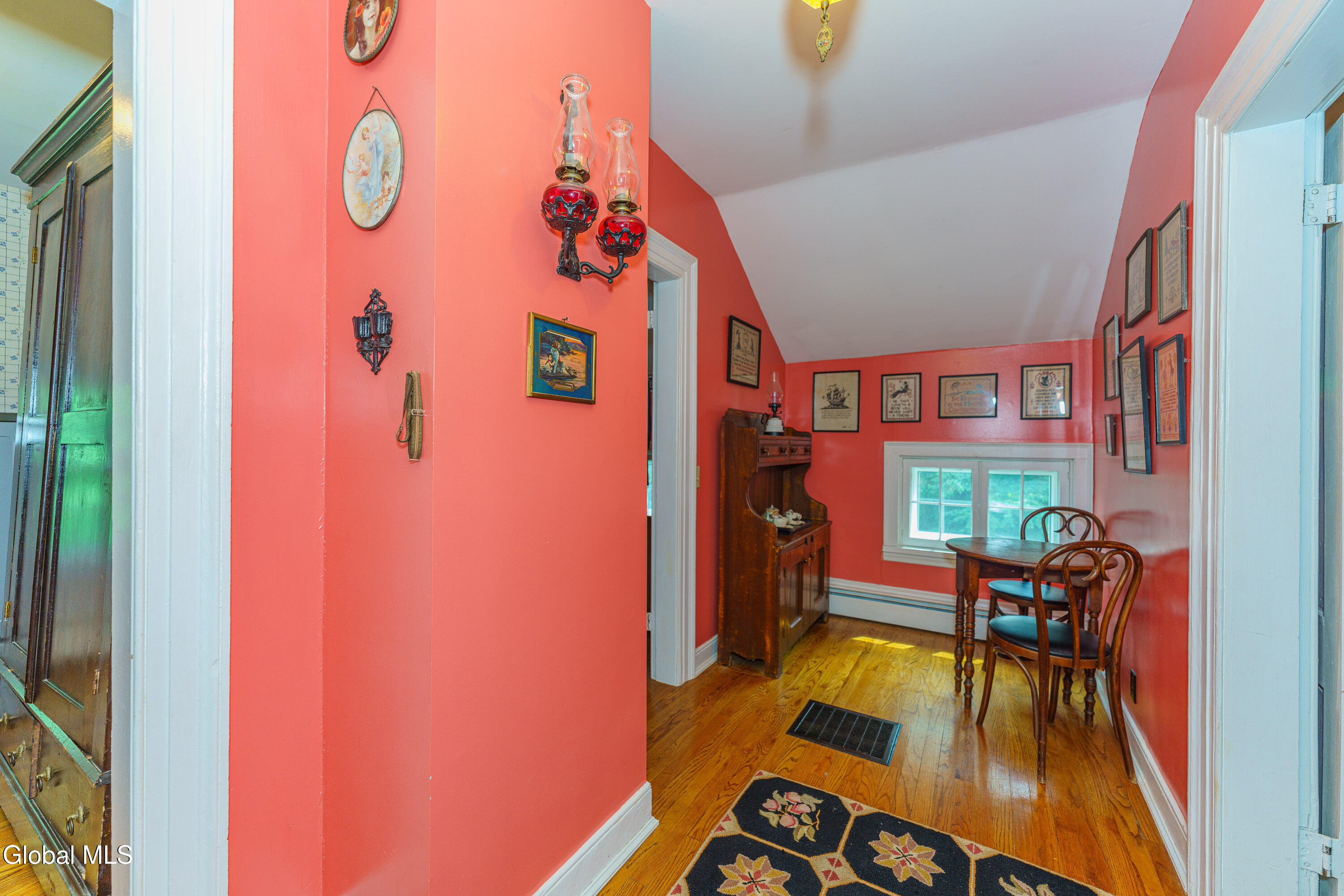 1110 River Road Schodack, NY 12156 - Photo 43 of 90 9 2nd Floor back 2