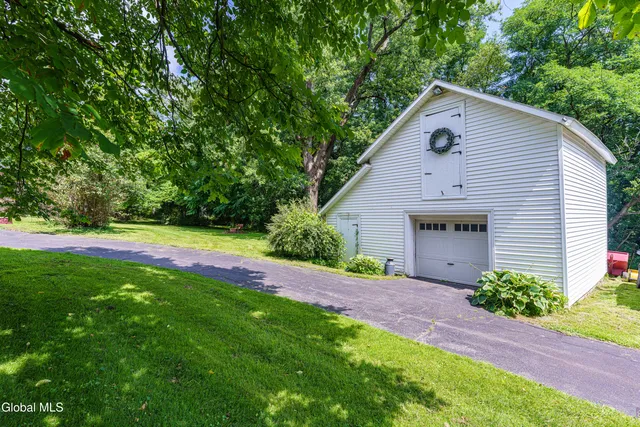 $1,399,000 | 1110 River Road, Schodack, NY 12156