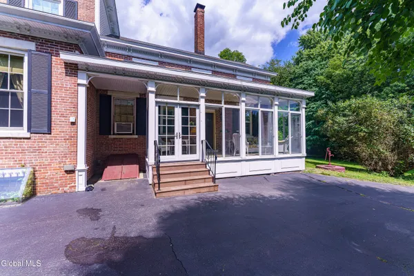 $1,199,000 | 1110 River Road, Schodack, NY 12156