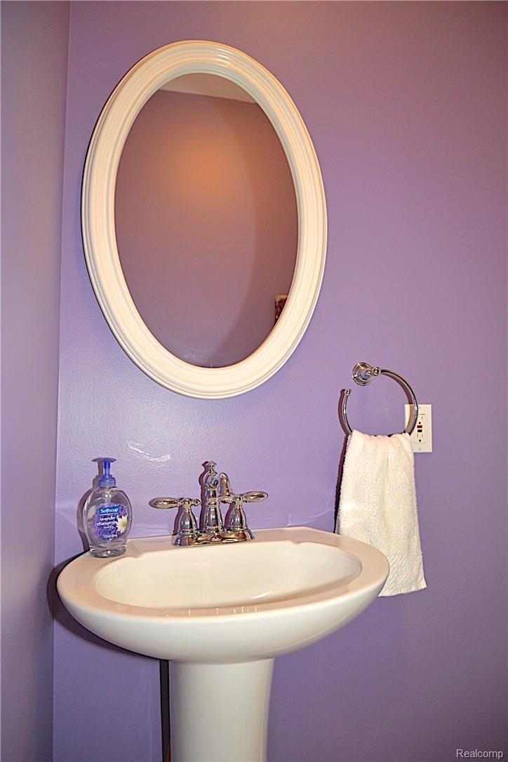 2475 Sundance Ridge Howell, MI 48843 - Photo 29 of 67 DSC_9277.jpg