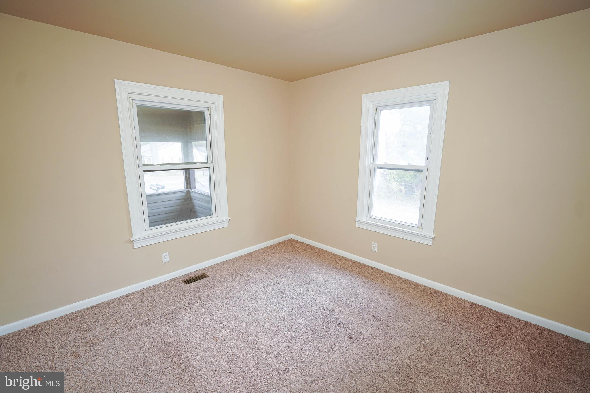 31339 Old Ocean City Road Salisbury, MD 21804 - Photo 30 of 52 an empty room with windows
