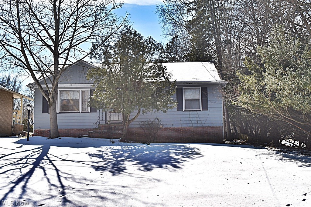 14640 Schreiber Road Maple Heights, OH 44137 - Photo 1 of 19 Gallery Image 1