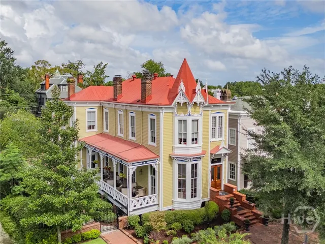 $2,850,000 | 222 East Gwinnett Street, Savannah, GA 31401