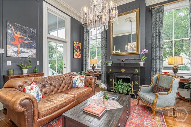 $2,850,000 | 222 East Gwinnett Street, Savannah, GA 31401