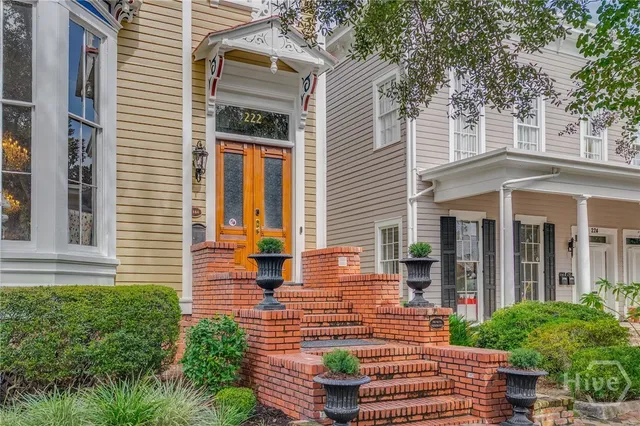 $2,850,000 | 222 East Gwinnett Street, Savannah, GA 31401