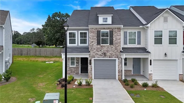 $274,990 | 311 Rolling Grn Drive Northwest, Adairsville, GA 30103