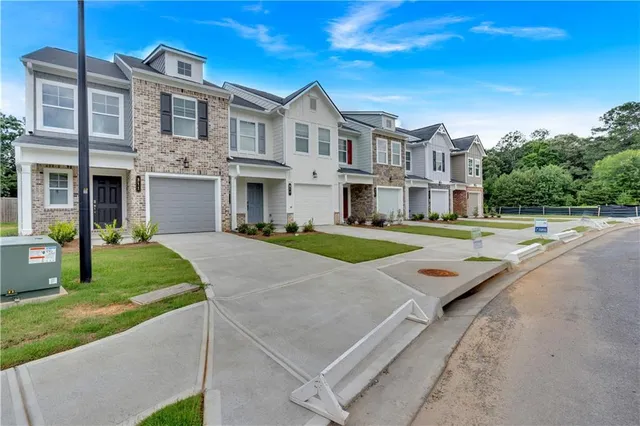 $274,990 | 311 Rolling Grn Drive Northwest, Adairsville, GA 30103