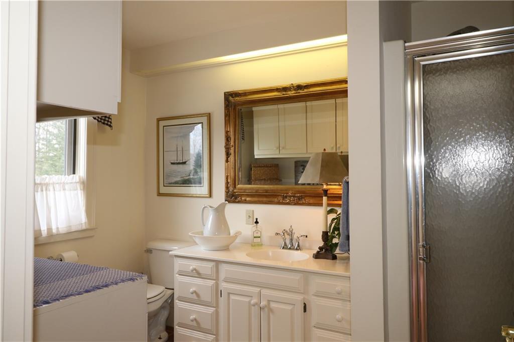 133 Rob Road Brooklin, ME 04616 - Photo 21 of 33 First Floor Bathroom