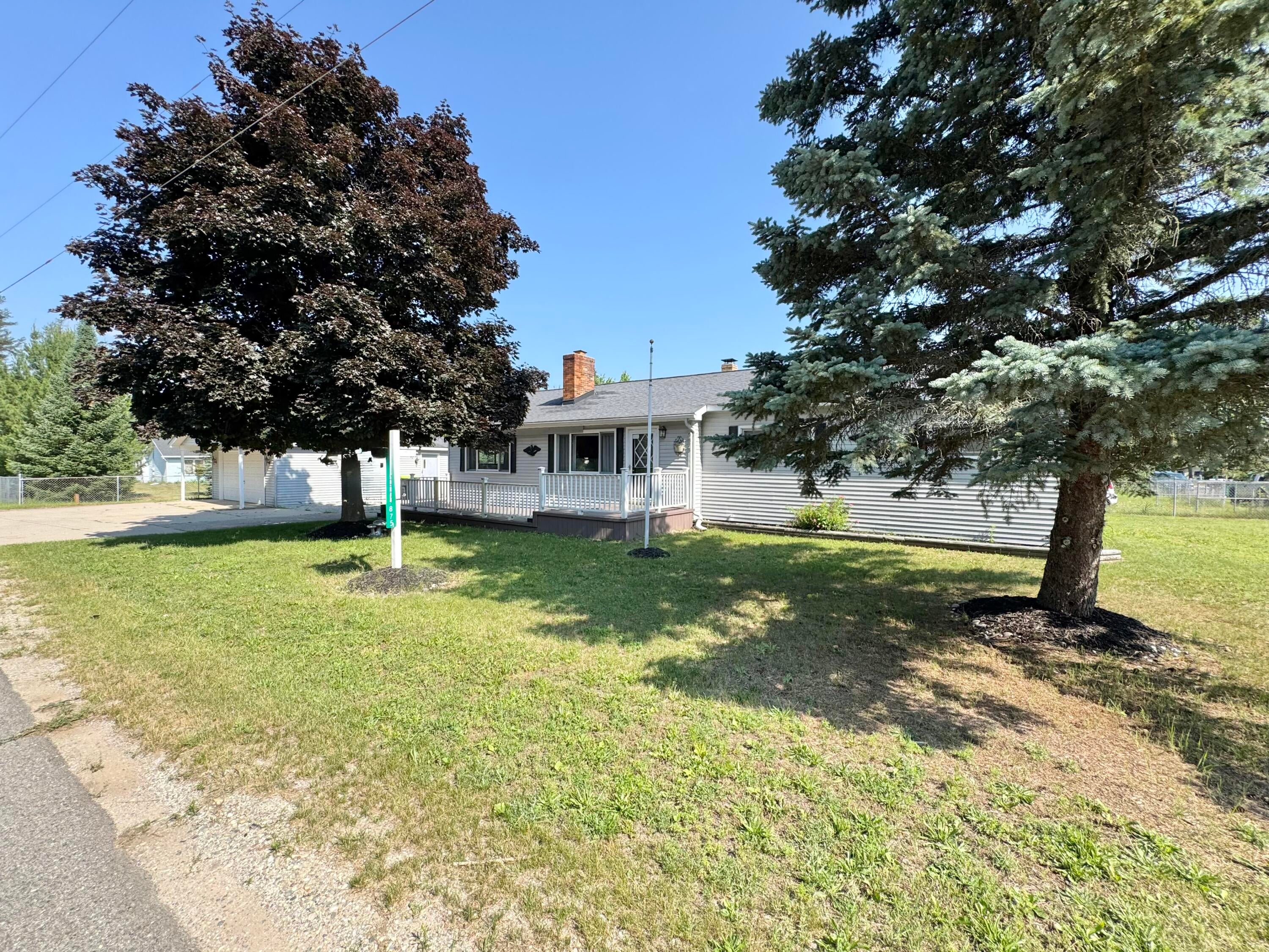 9875 Lee Rd Street St. Helen, MI 48656 - Photo 5 of 50 IMG_7086