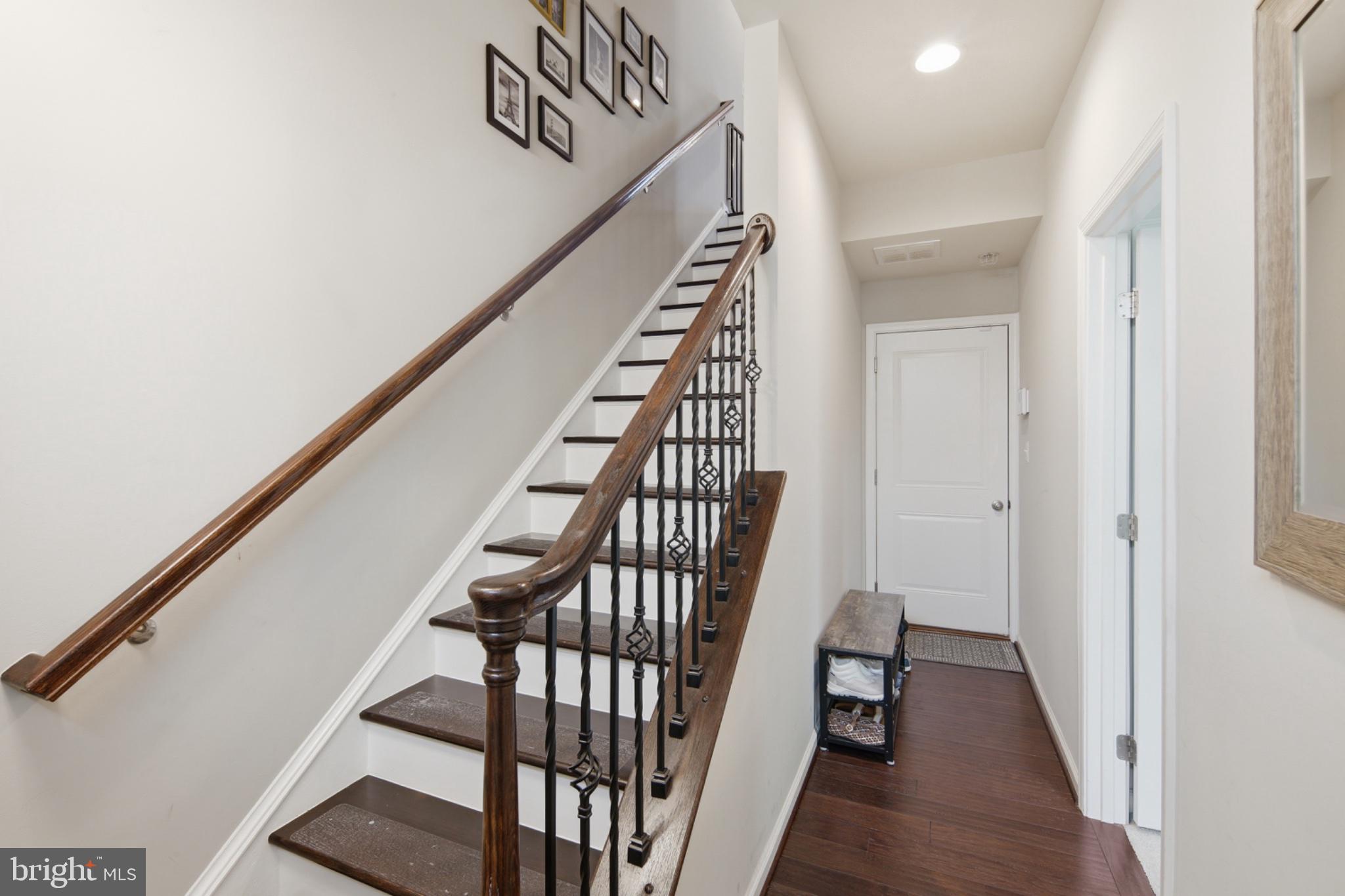 120 Oldham Street Baltimore, MD 21224 - Photo 7 of 35 Inviting staircase with charming decor.