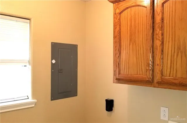 $950 | 5887 Mile 11 North, Mercedes, TX 78570