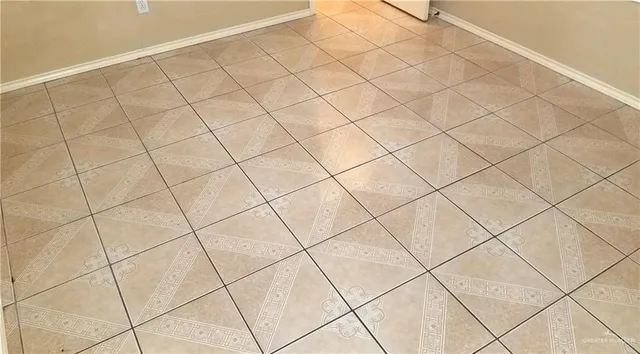 $950 | 5887 Mile 11 North, Mercedes, TX 78570