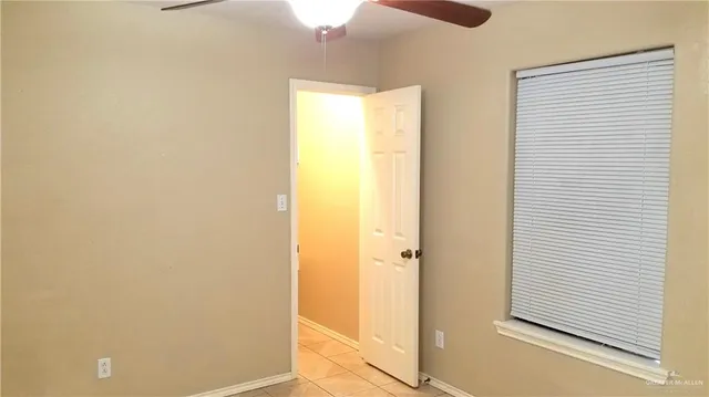 $950 | 5887 Mile 11 North, Mercedes, TX 78570