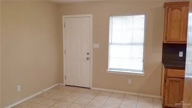 $950 | 5887 Mile 11 North, Mercedes, TX 78570