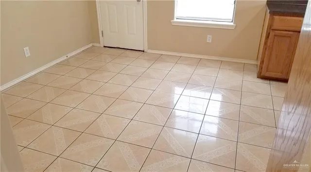 $950 | 5887 Mile 11 North, Mercedes, TX 78570